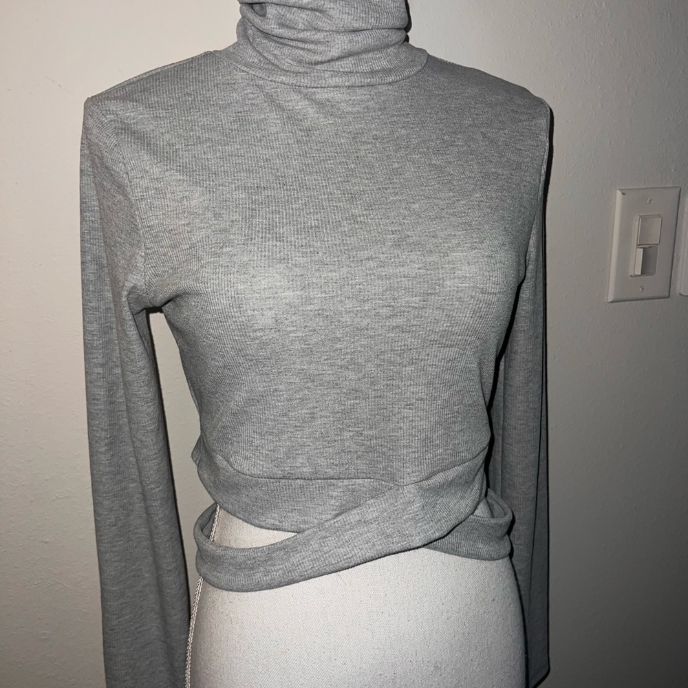 Gray Long Sleeve Women's Top